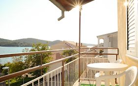 House In Tisno